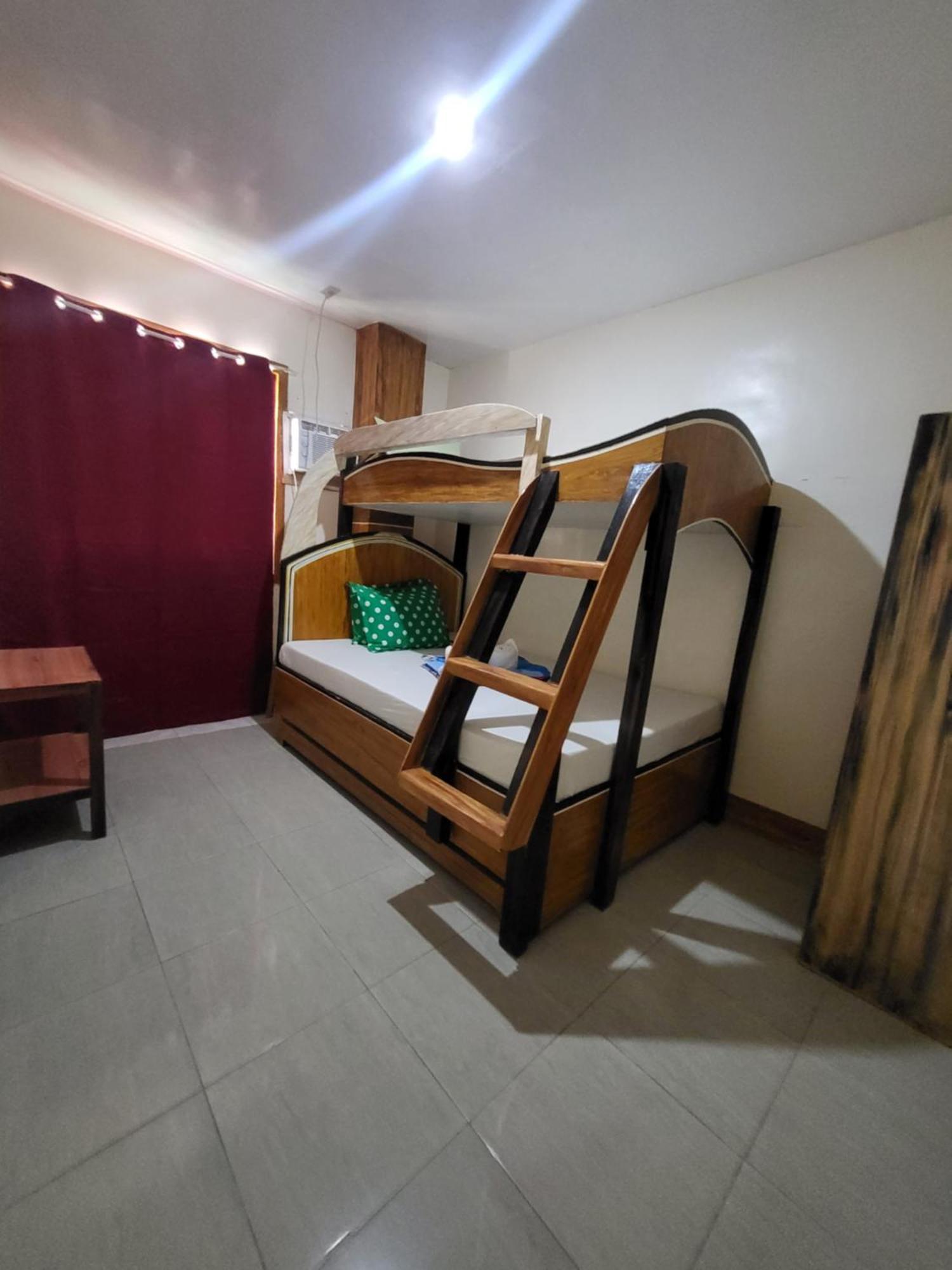 Strong Tower Inn Ел Нидо Екстериор снимка